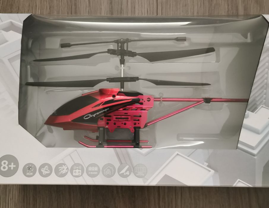Helicóptero telecomandado