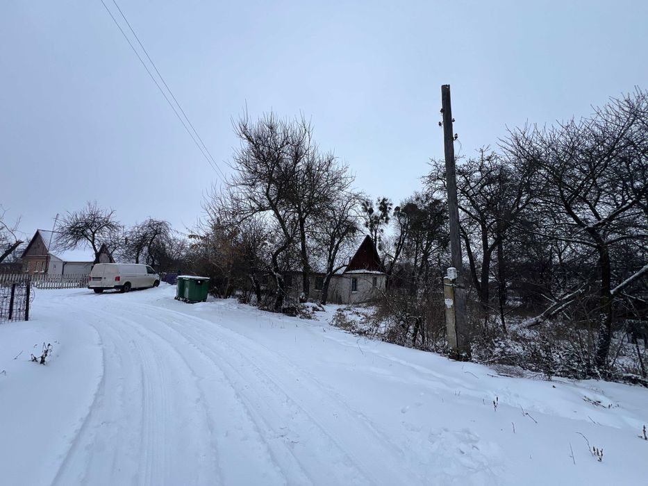 Продаж  будинку в центрі смт Чуднів!