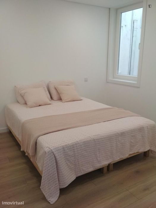 Apartamento com 2 quartos - localizado em Sé de Braga e São Lázaro...