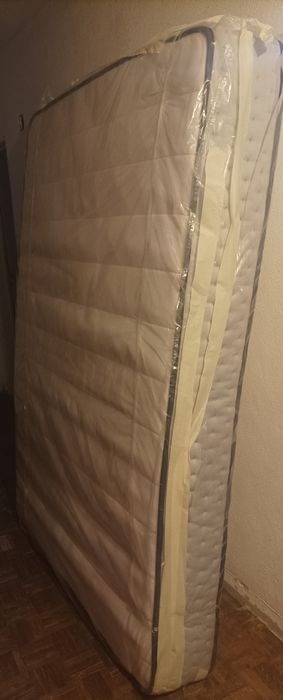 Colchão 135X200 cama mobília quarto guarda vestidos cómoda mesa de cabeceira estrado
