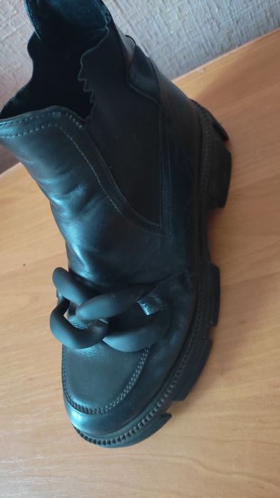 Демисезонные ботинки стильные