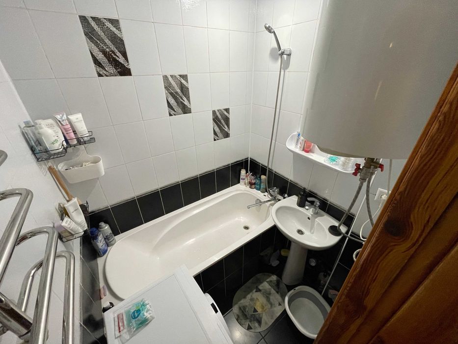 Продам 3 кімнатну квартиру 73 кв.м. м. Новояворівськ!