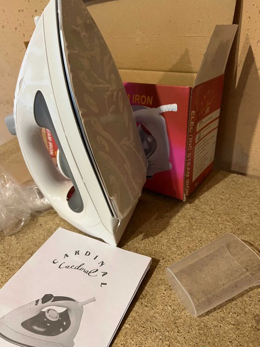 Праска Cardinal CR-801