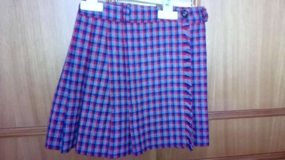 Saia às pregas tipo kilt