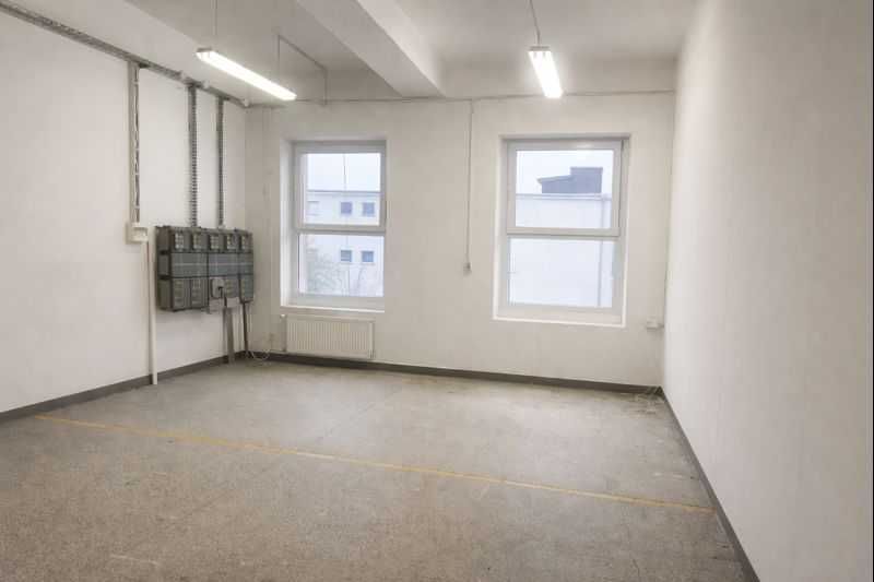 Lokal magazynowo - produkcyjny z dostępem do wody w lokalu