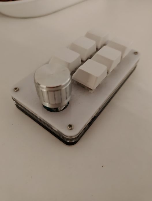 Mini programowalna klawiatura