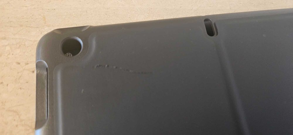 Etui z klapką Logitech do Apple iPad 10,2 czarny