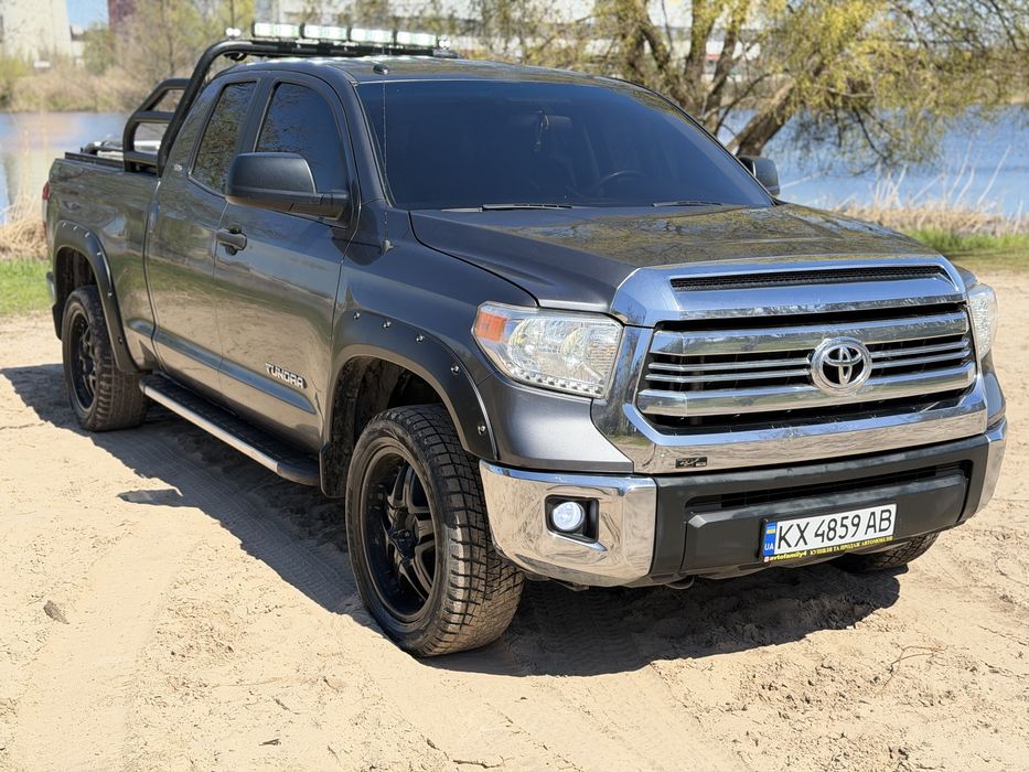Продам Toyota Tundra