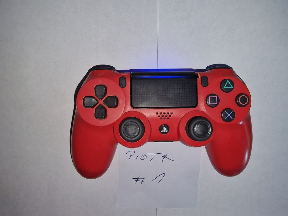 Pady PlayStation 4 Ps4 / Czarne i Czerwony