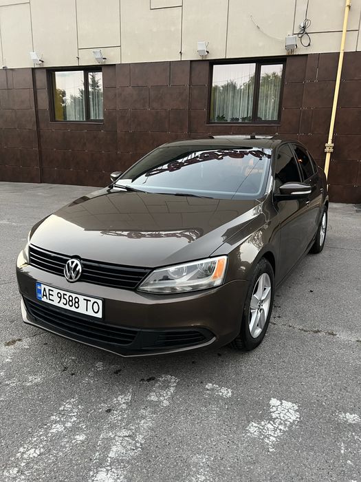 Volkswagen Jetta 2012 2.0TDI, в хорошем состоянии