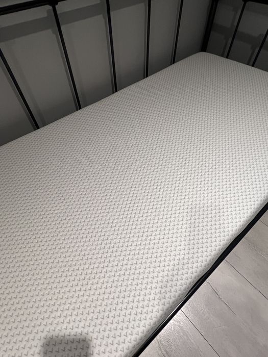 Łóżko metalowe czarne Tromsnes Ikea 200/90 cm