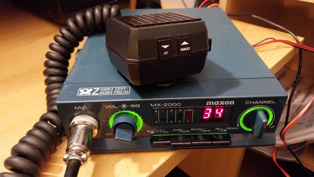 MAXON MX-2000 FM rádio cb