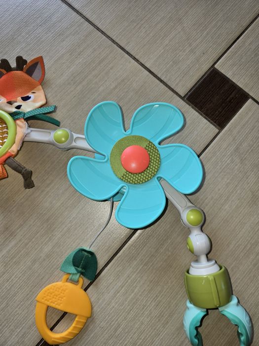 Grzechotka  zabawka na przewijak Fisher Price