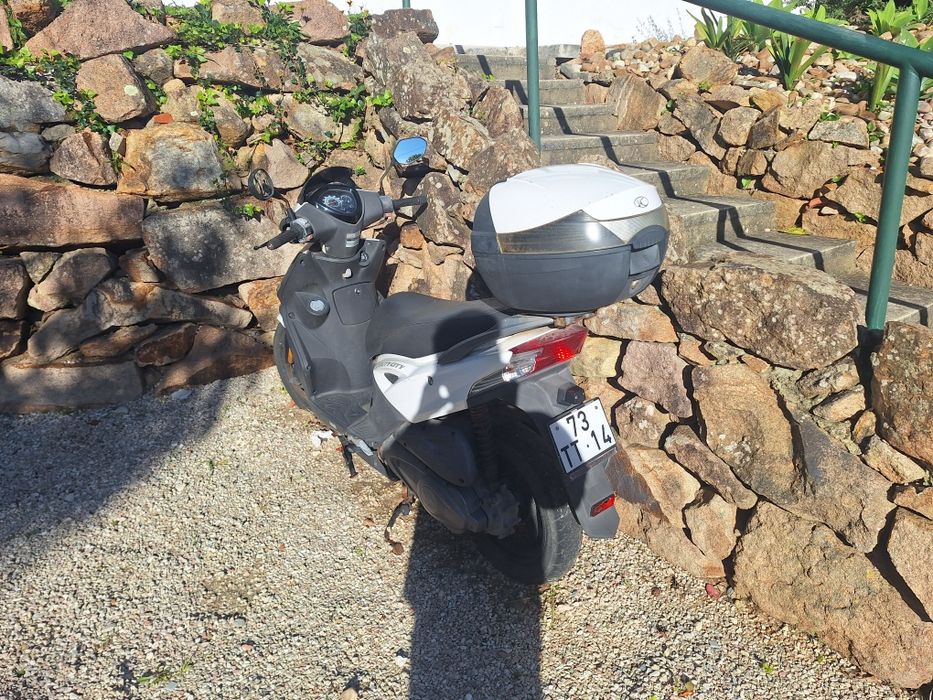Vendo Scooter Kymco Agility City