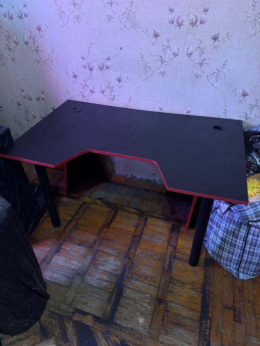 Геймерский стол  , компьютерный стол , письменный стол