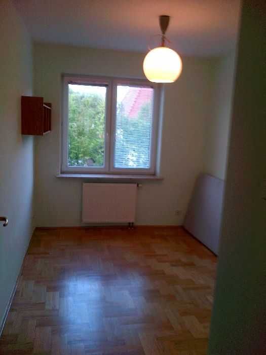 Pokój w mieszkaniu 3 pokojowym, Włodarzewska, Warszawa