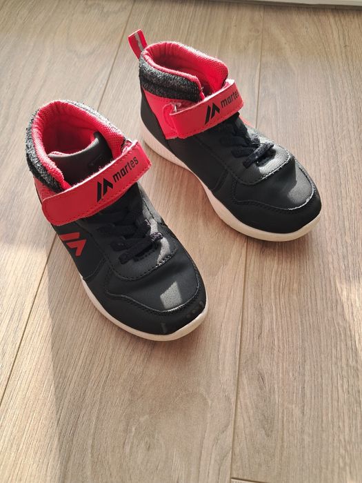 Botki trzewiki dla chłopca Martes 28. Stan dobry. Przód lekkie otarcia