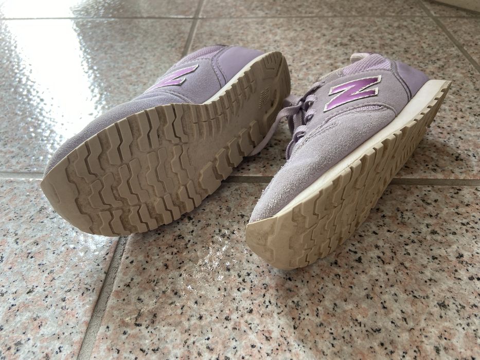 Sapatilhas New Balance 373