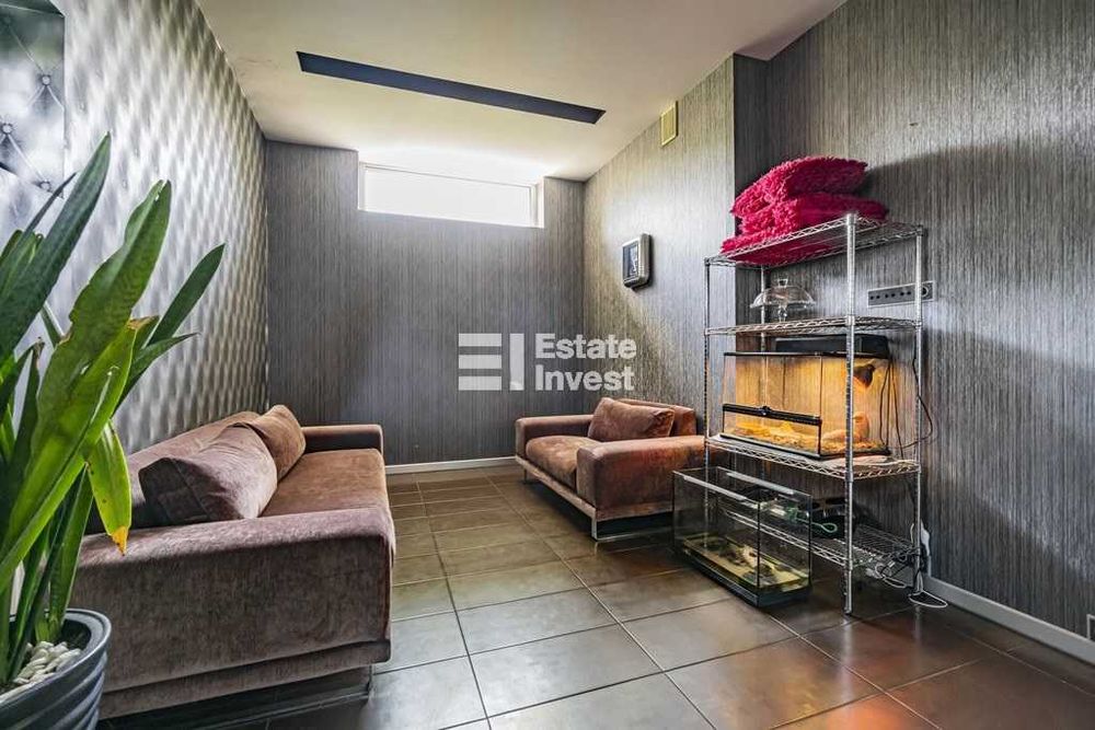 Здається 2-поверховий будинок в селі Коротич, Харківський р-н