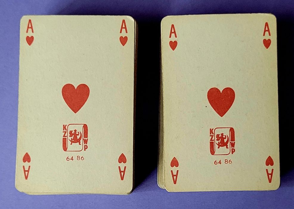 Stare używane małe karty pasjansowe KZWP 64/85 lata 80-te XX wieku!