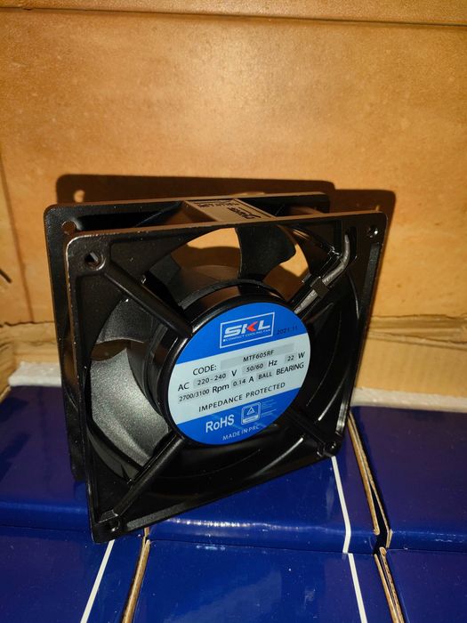 Ventilador 120x120x38 mm
Recuperador de calor