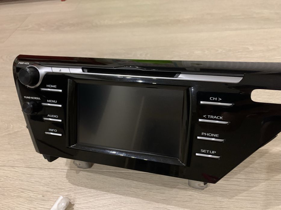 Автомагнітола CAMRY 70 + камера