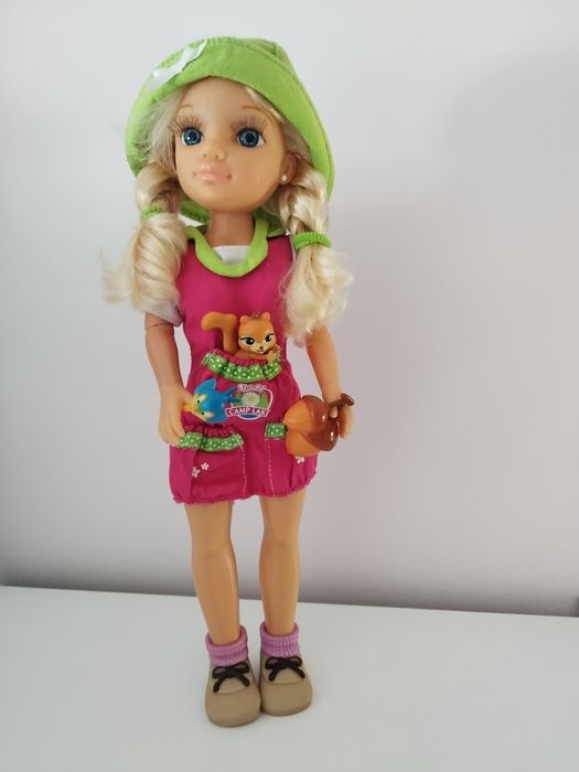 Várias Bonecas Nancy