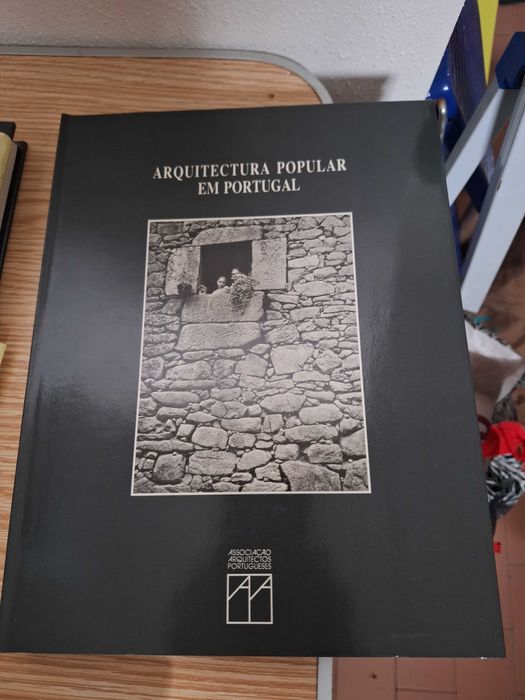 Conjunto de Livros Arquitetura Popular em Portugal