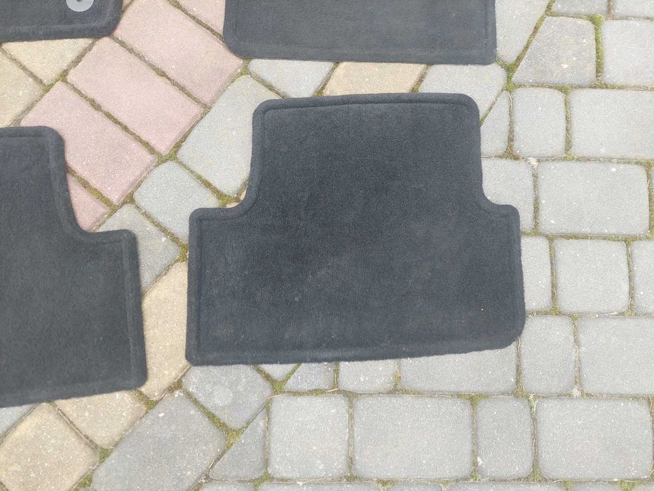 Dywaniki Welurowe SEAT IBIZA V ARONA Komplet Oryginał