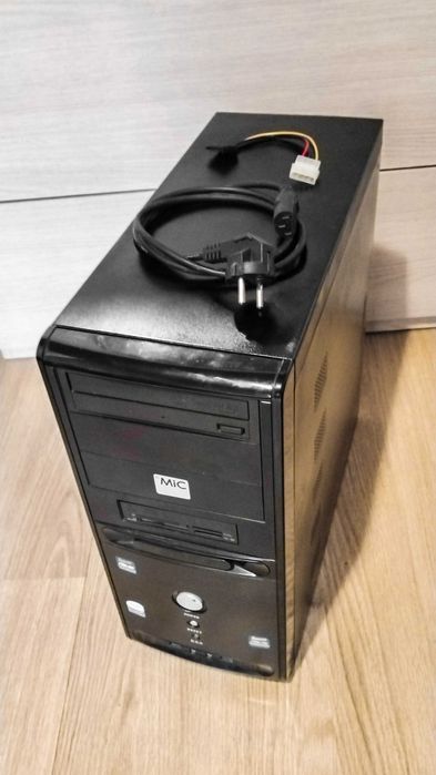 PC Desktop Intel + Portátil Acer Extensa