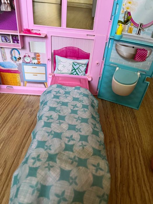 Продам будиночок Barbie
