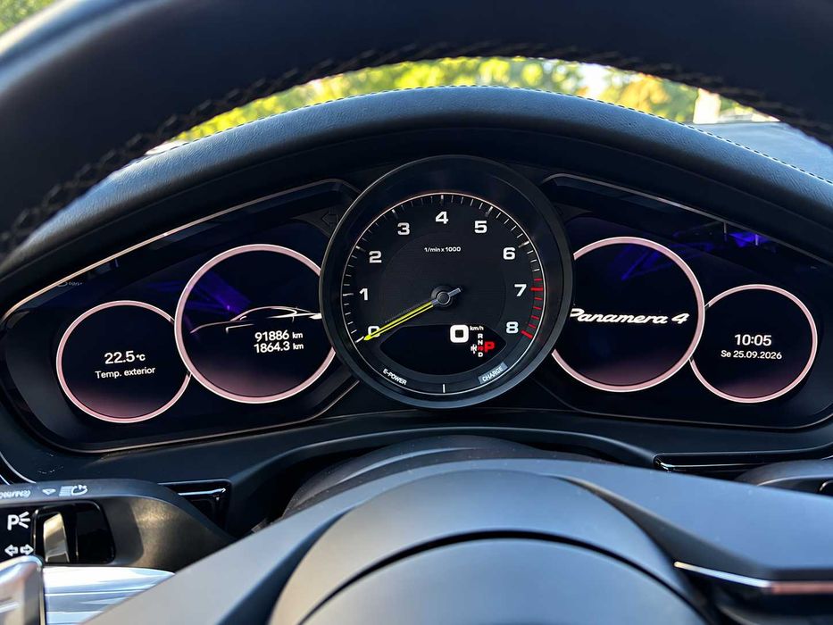 Porsche Panamera 4 E-Hybrid
