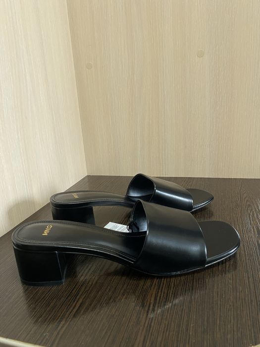 Босоніжки. Туфлі Mango. Розімр 40. Устілка 25,5-26 см
