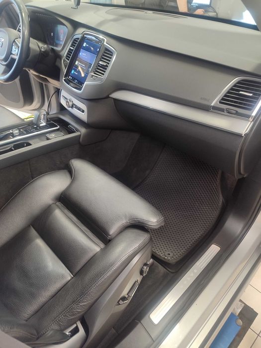 Volvo XC-90 2022р