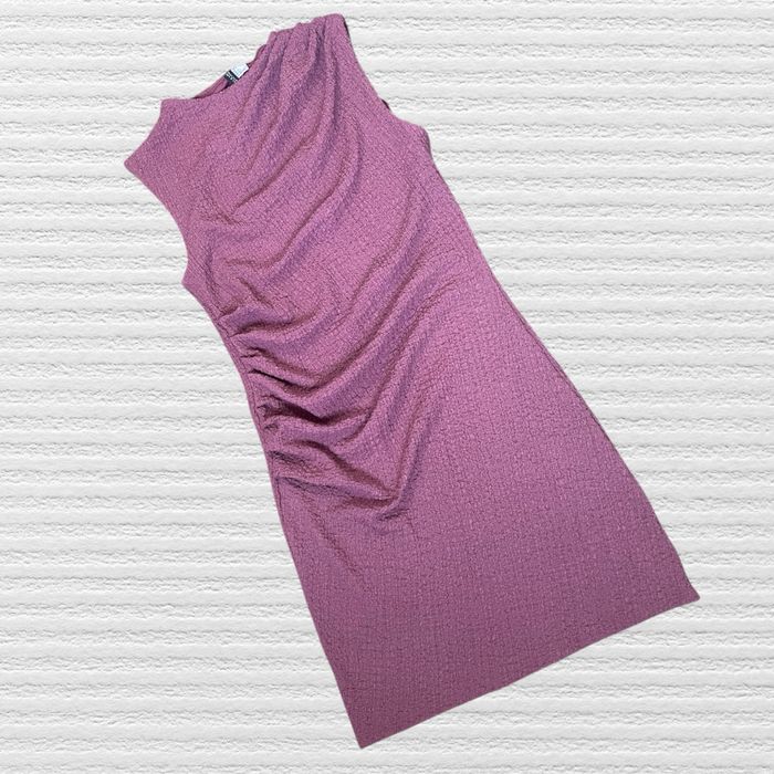 Сукня з коротким рукавом