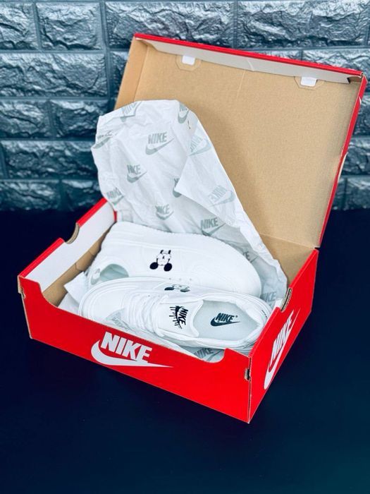 Кожаные кросовки Nike Disney / женские кожаные красовки ОСЕНЬ 2026 / nike supreme женские белые / кроссовки найк / кеди с микки маус
