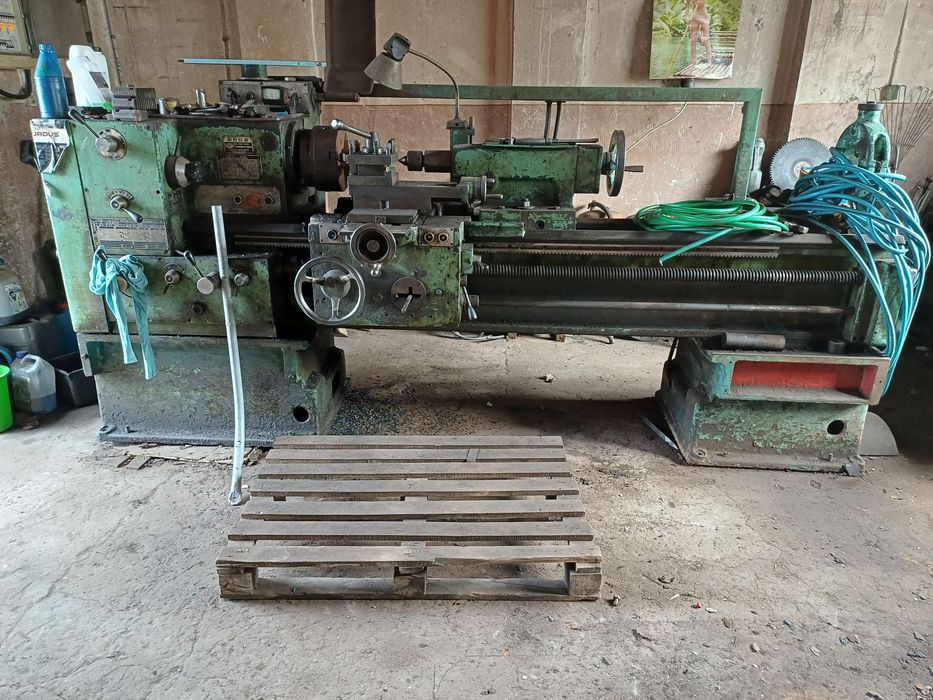 Tokarka uniwersalna HISON 5호 – 500 x 1500 mm – solidna, przemysłowa konstrukcja