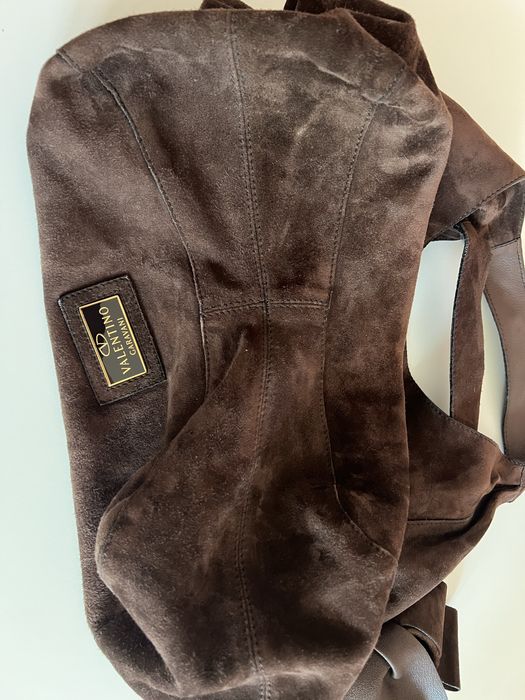 До 01.06 ц 5000 Коричневая замш сумка Valentino Garavani. оригинал