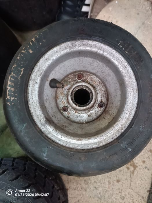 Pneus de kart usados