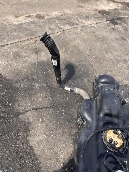 Mercedes sprinter 907 zbiornik bak