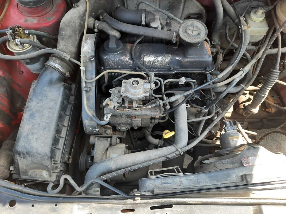 Silnik Volkswagen Golf II 1,6 TD kompletny odpalający