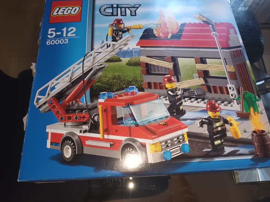 Chamada de Emergência (LEGO City Bombeiros 60003)