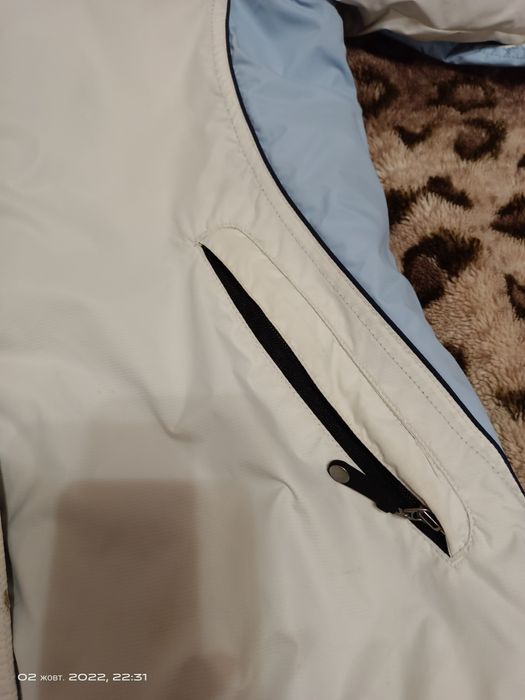 Спортивная термо курточка .