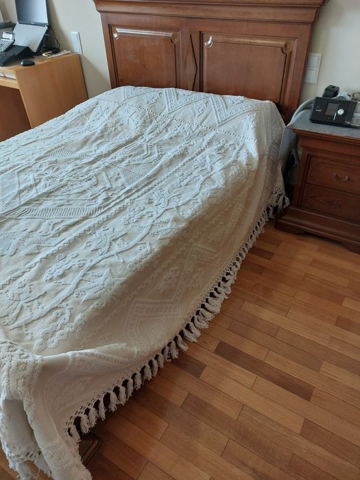 Colcha de cama c/coroa