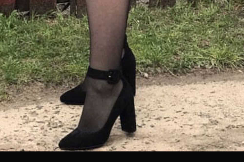 Продам туфлі