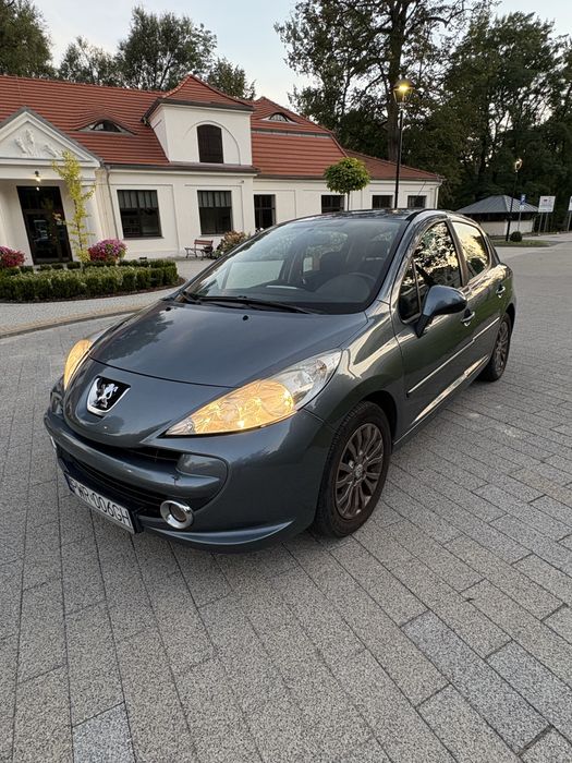 Peugeot 207