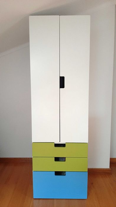 Roupeiro IKEA Smastad