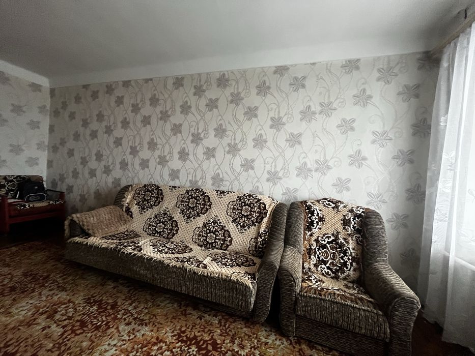 1 комн .Бородинский/  жилое состояние + остаётся  все !