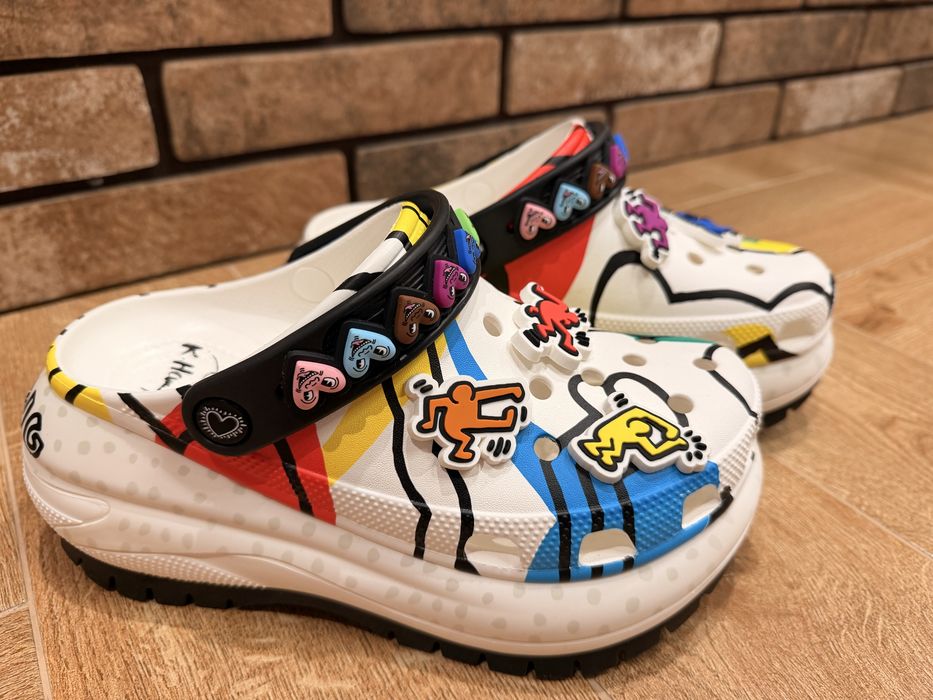 Крокси  Crocs Keith Haring Mega Crush Clog,