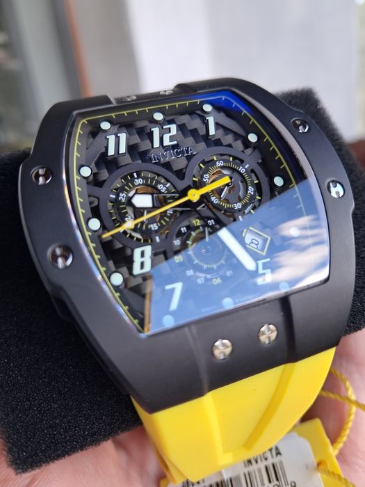 Invicta Racing Sapphire Tytan